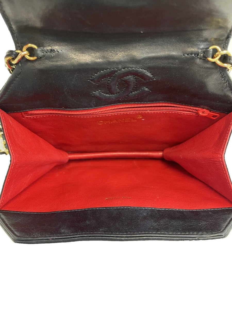 CHANEL - Vintage 90s Quilted Octagon CC Shoulder Black Crossbody Handbag