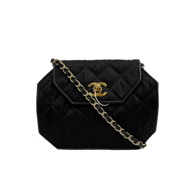 Chanel Vintage 90's Quilted Octagon CC Shoulder Black Excellent Handbag
