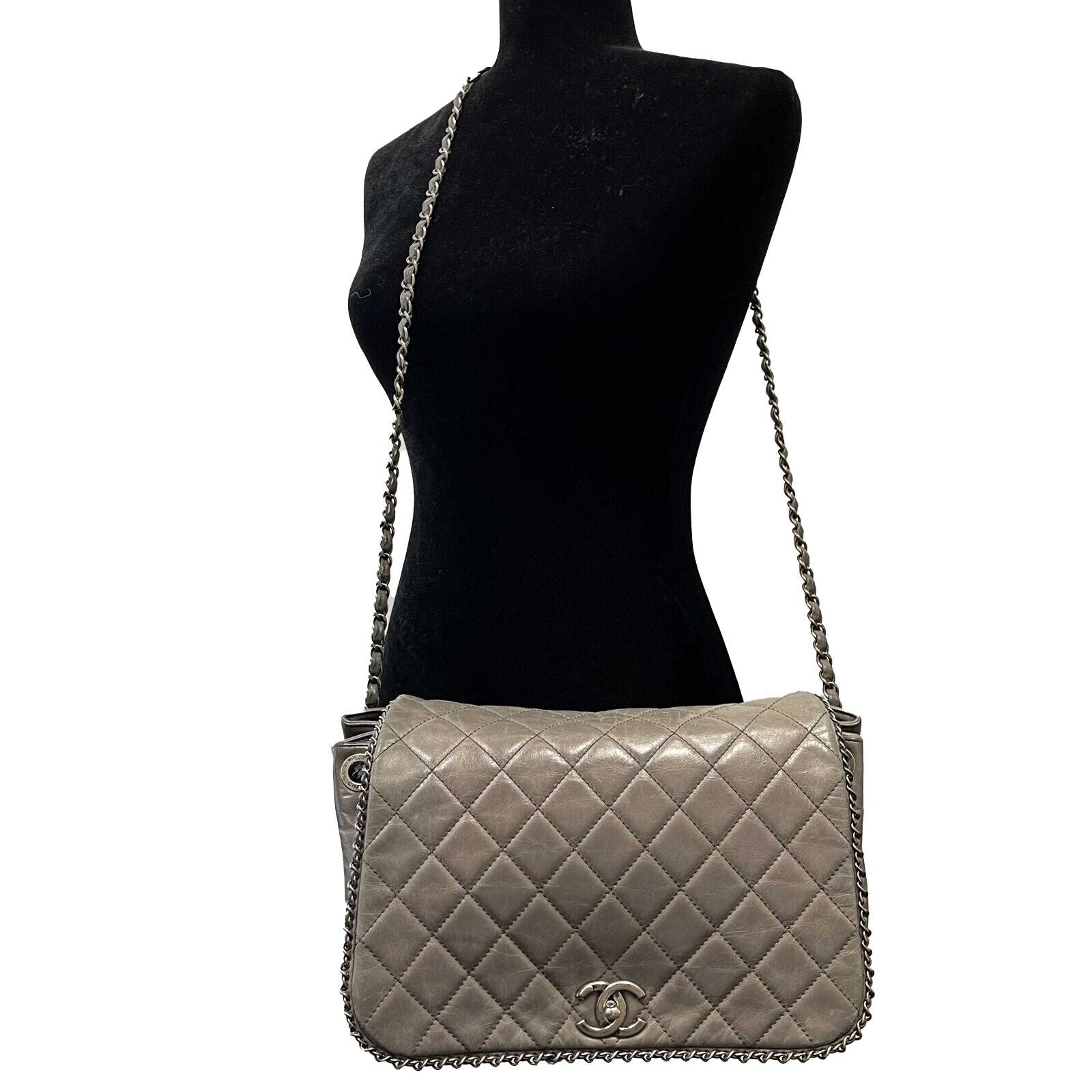 Chanel - Calfskin Quilted Large CC Enchained Accordion - Gray Shoulder Bag