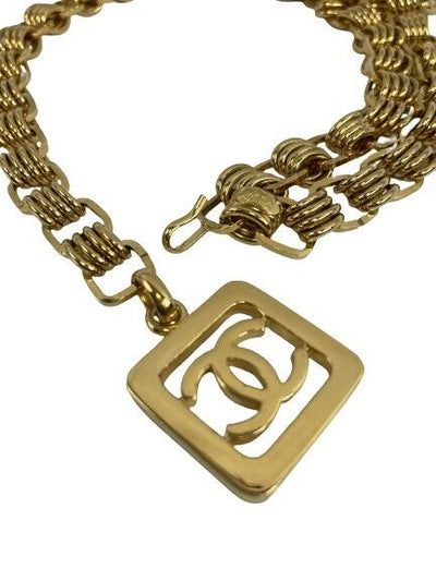At Auction: Chanel Vintage Gold Chain Belt CC Square Charm Excellent 36