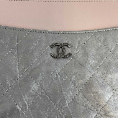 CHANEL - CC Aged Calfskin iPad Cover - Silver / Pink