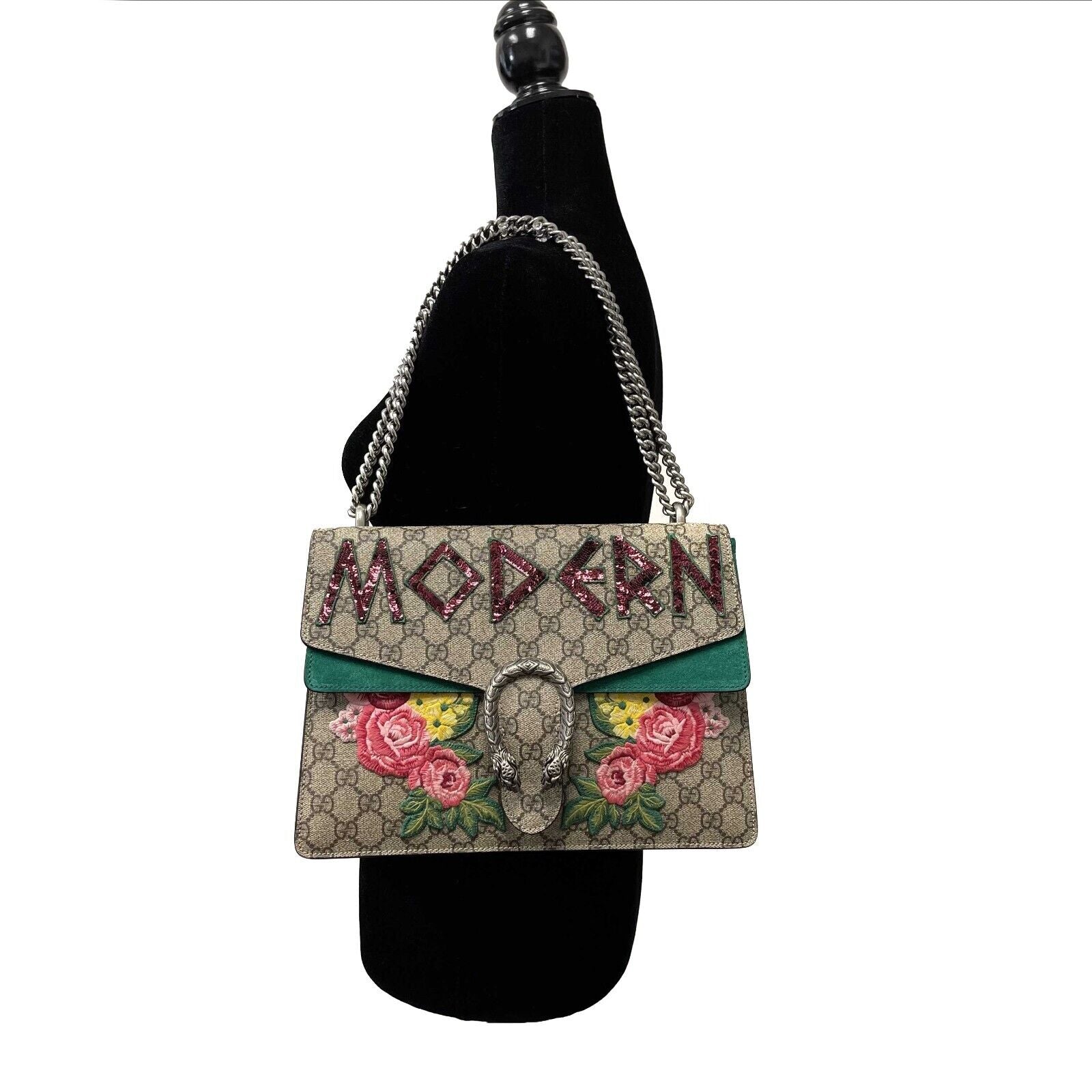 Gucci GG Supreme Monogram Medium Dionysus Shoulder Bag