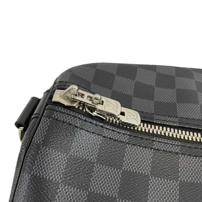 Louis Vuitton - Keep all 55 Bandouliere in Damier Graphite Canvas w/ Strap