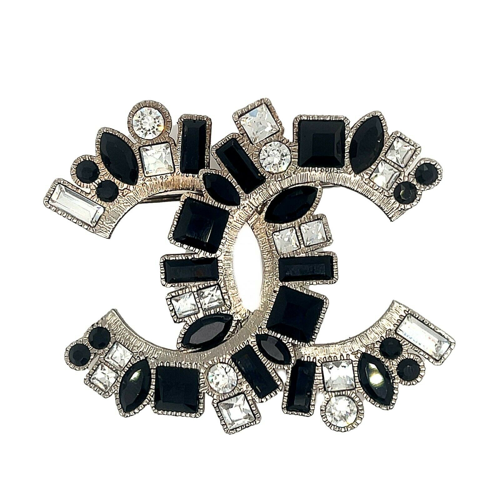 chanel logo brooch pins for women fashion