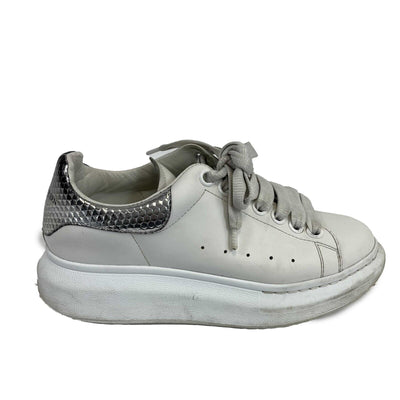 Alexander McQueen - Women's Oversized Sneaker in White - 35.5/US 5.5