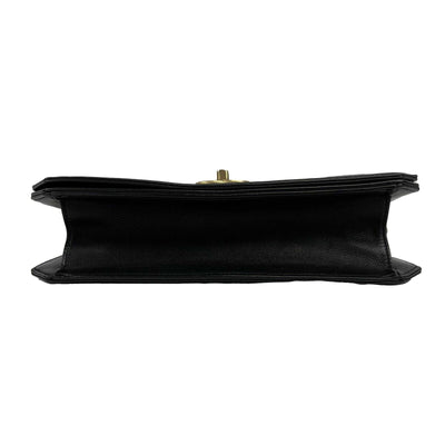 CHANEL - Chain Link CC Black Lambskin Full Flap Bag Quilted Medium Shoulder Bag