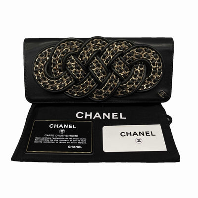 CHANEL - Lambskin Twisted Knot Chain Rare Limited Edition CC Clutch - Handbag