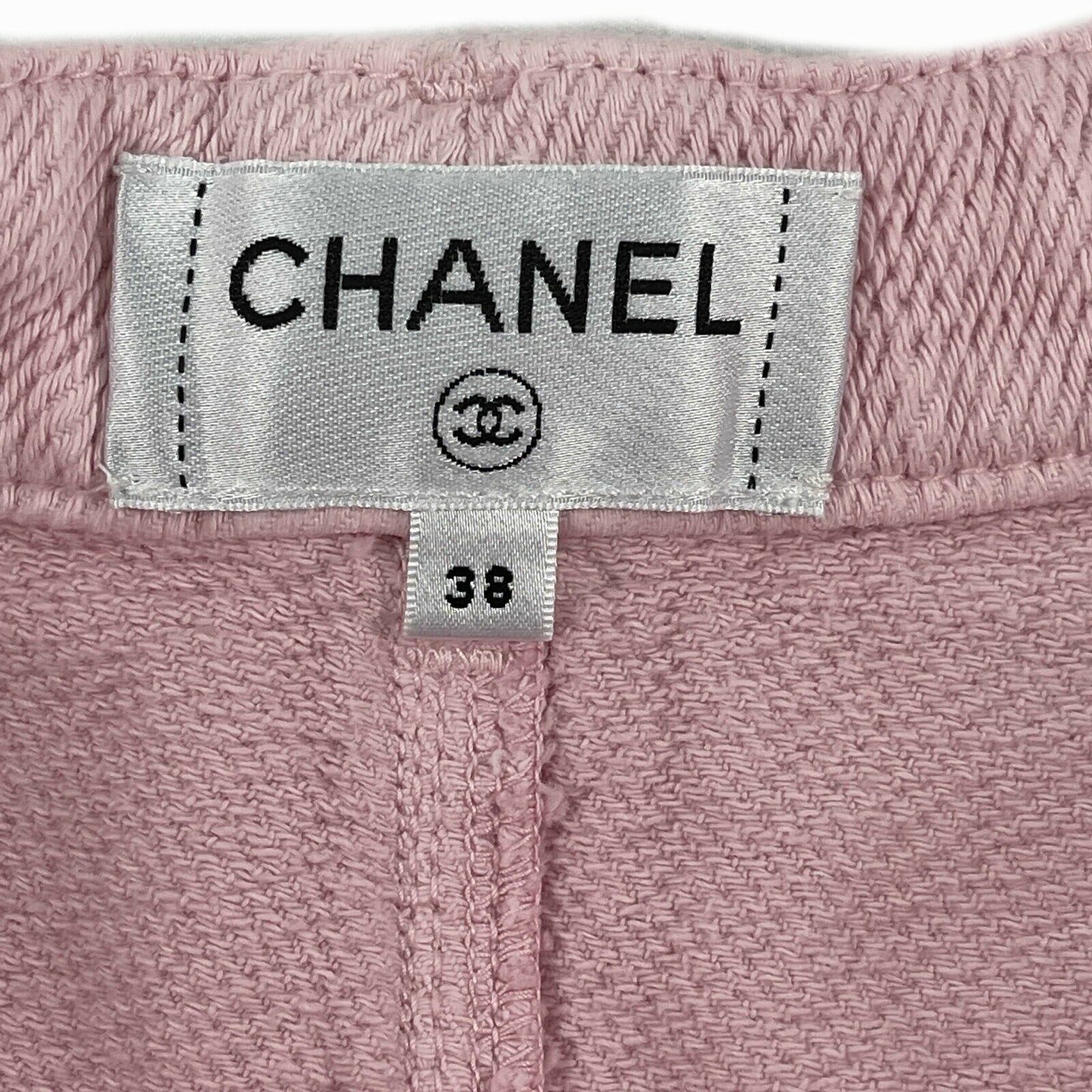 800 NEW w TAGS Rare CHANEL Shorts Pink CC Logo Short 36  eBay
