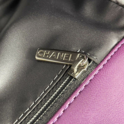 CHANEL - Reissue Venetian Chain Mademoiselle Flap Bag - Medium / Fuchsia-Silver