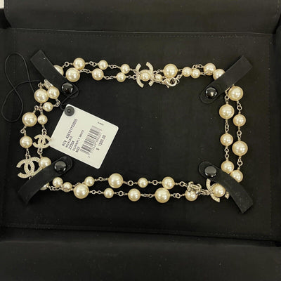 chanel pearl and silver necklace vintage