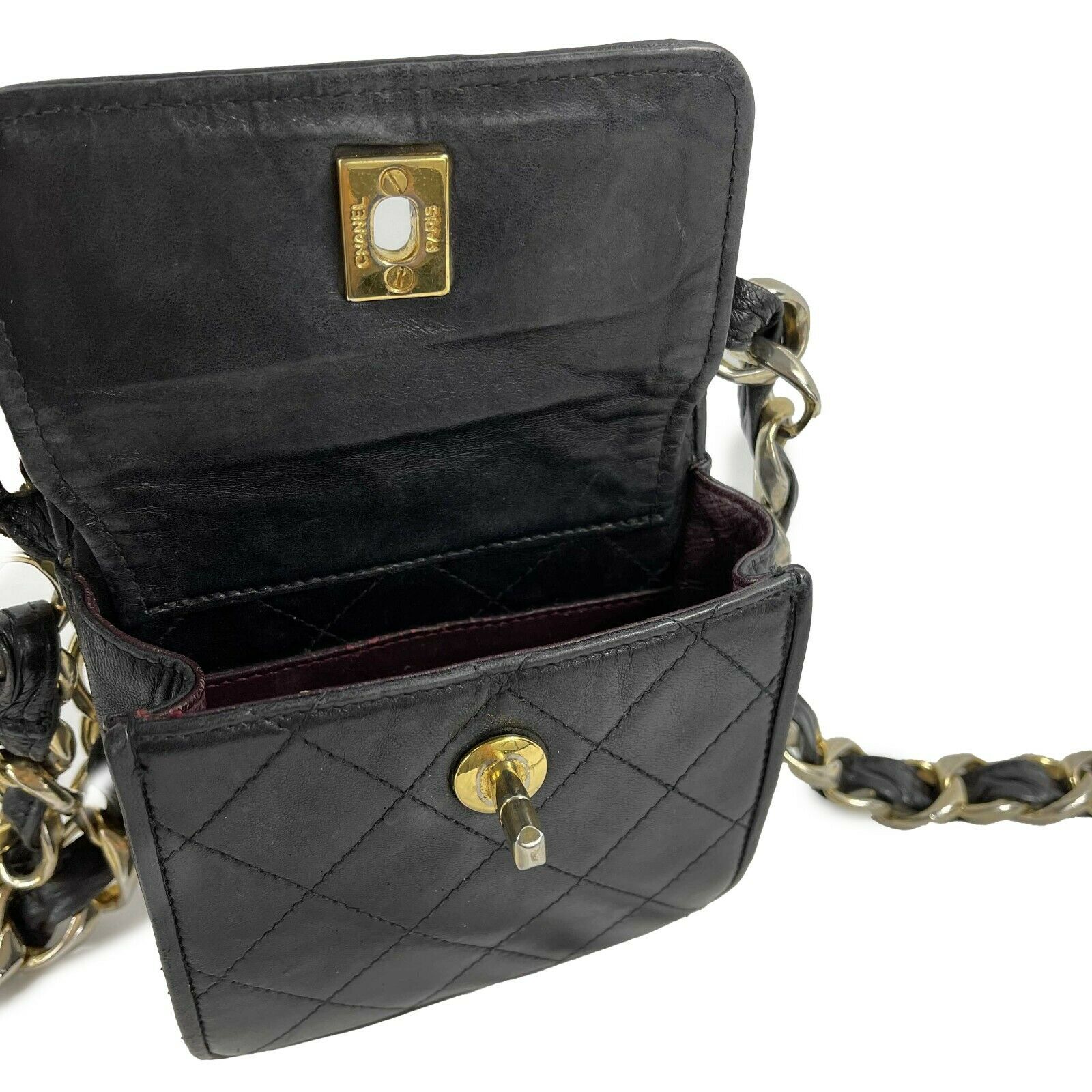 CHANEL - VTG 90s Black Quilted Leather CC Chain Belt Mini Bag / Fanny Pack