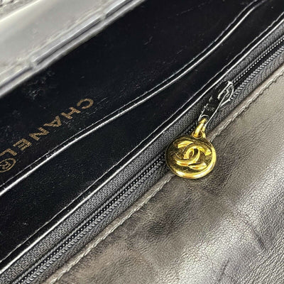 Chanel - Black Vintage CC Turnlock - Patent Quilted Flap - Gold Hardware Handbag